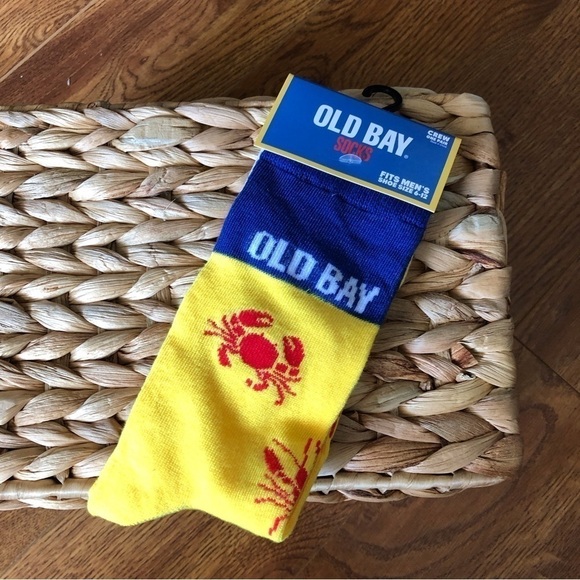 Men’s food Crew Socks: Old Bay - Picture 1 of 2